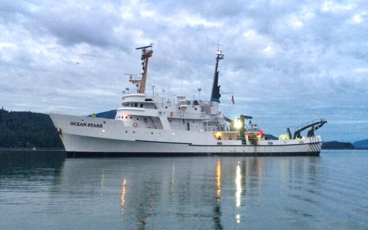 Oceanographic research vessel R/V Ocean Starr at sea